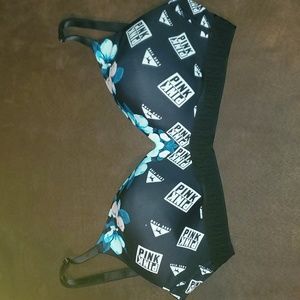 Womans PINK wireless bra.